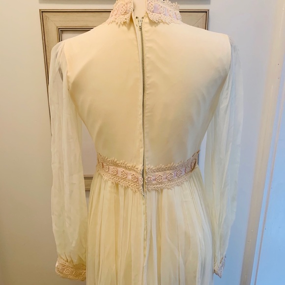 Antique Prairie Prom Dress Crocheted Lace Trim - Picture 12 of 12